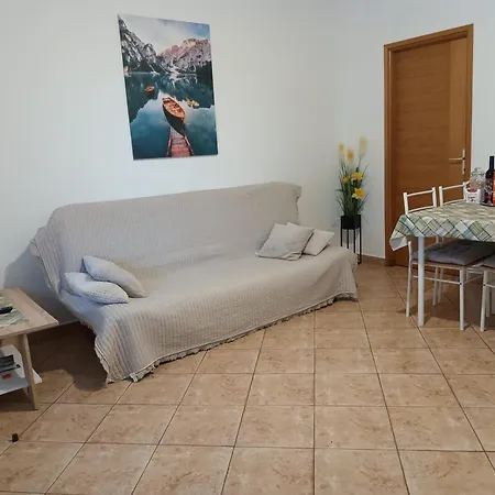 Goga Tomic Apartamento